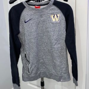 Nike sweatshirt size small